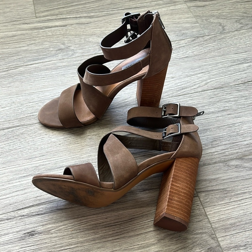 Steve Madden Sundance Stacked-Heel Dress Sandal Size 8.5 - Picture 2 of 8